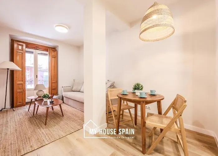 MyHouseSpain - Nuevo Piso Reformado En Malasaña